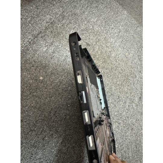 Vỏ D Dell Inspiron 3480 3481 3482 3490 3493 0D0XN0 Có Type C Đen New